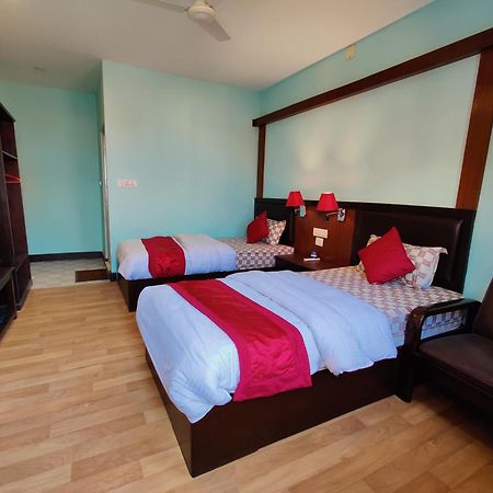 Hotel Ananda Inn Rummindei Ngoại thất bức ảnh