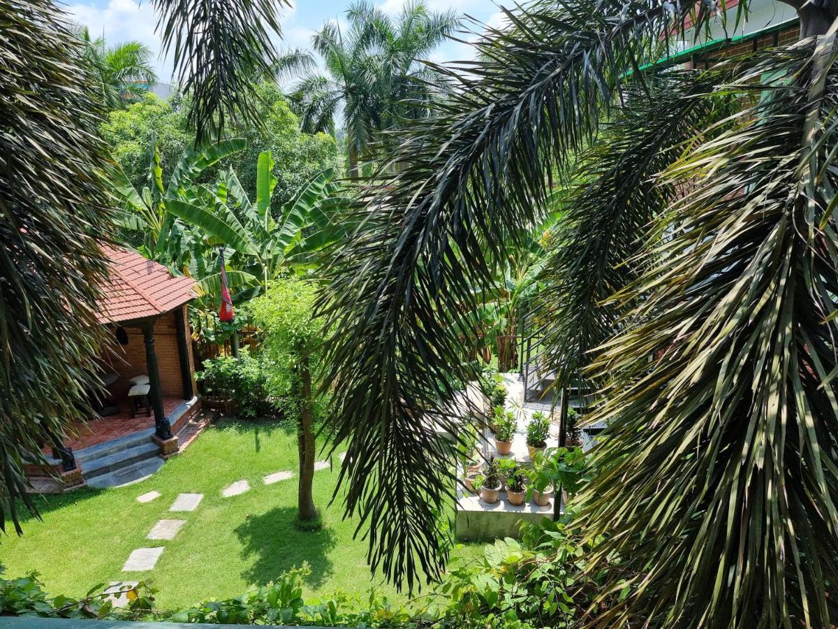 Hotel Ananda Inn Rummindei Ngoại thất bức ảnh