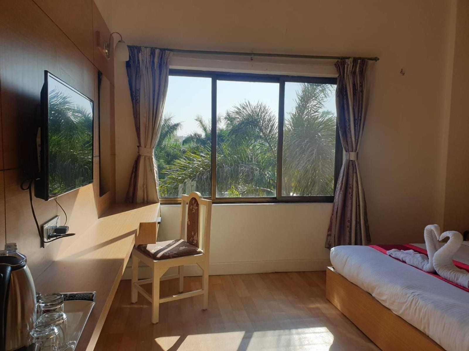 Hotel Ananda Inn Rummindei Ngoại thất bức ảnh