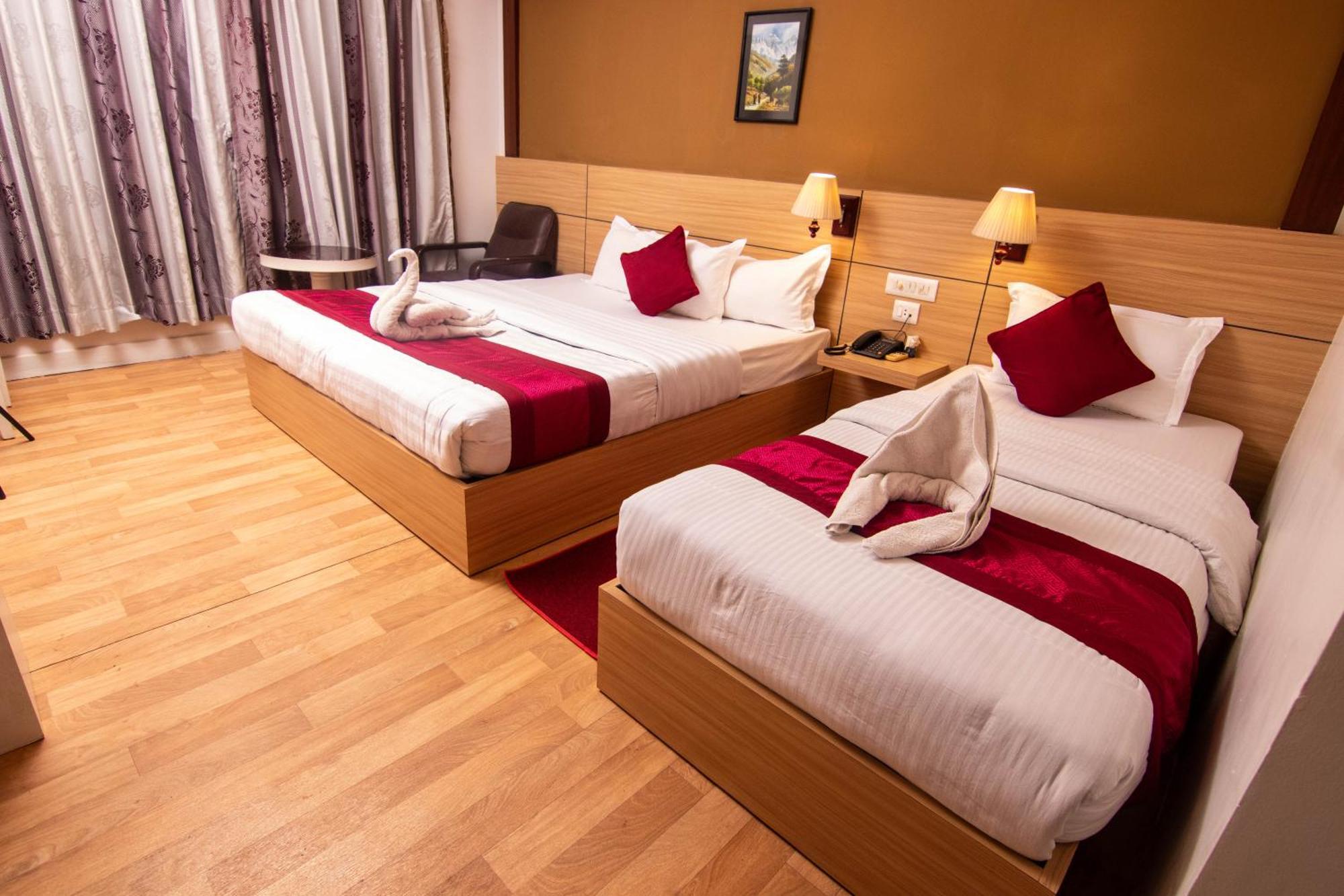 Hotel Ananda Inn Rummindei Ngoại thất bức ảnh