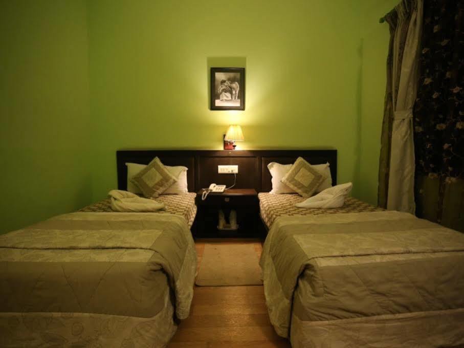 Hotel Ananda Inn Rummindei Ngoại thất bức ảnh